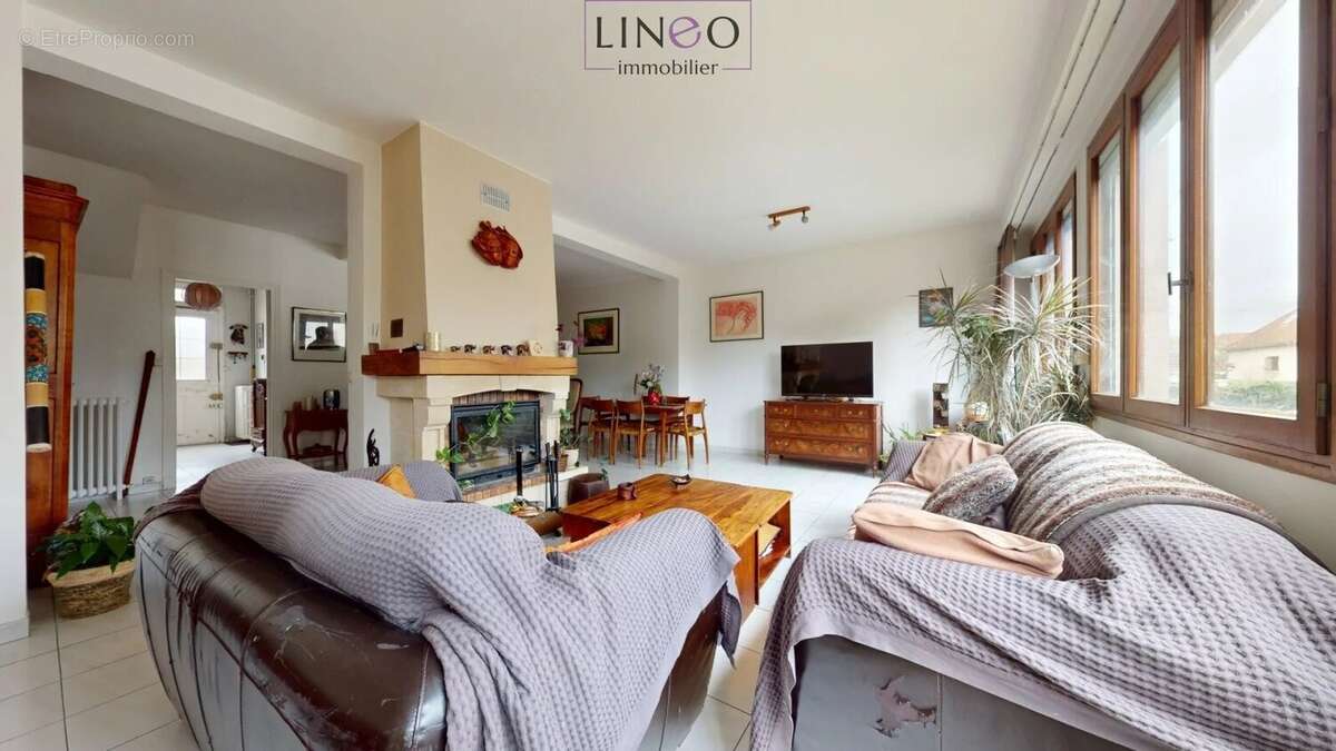 Maison à CHOISY-LE-ROI