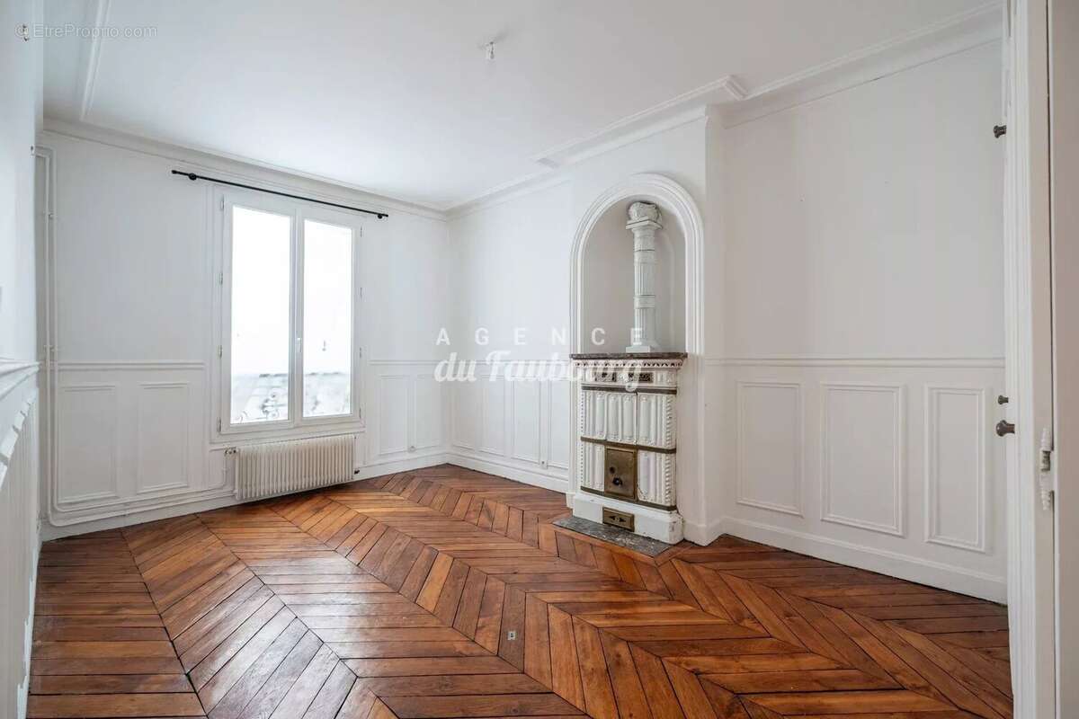 Appartement à PARIS-10E