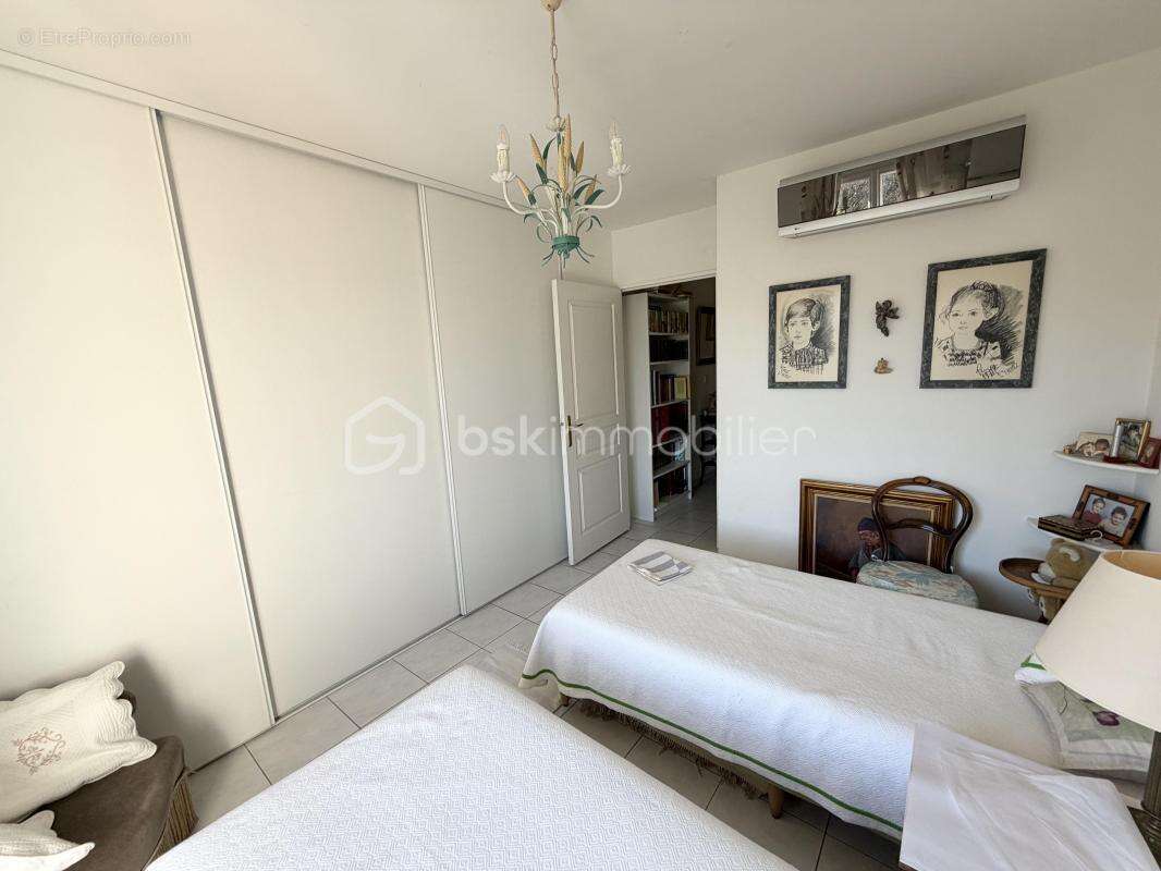Appartement à LA CROIX-VALMER