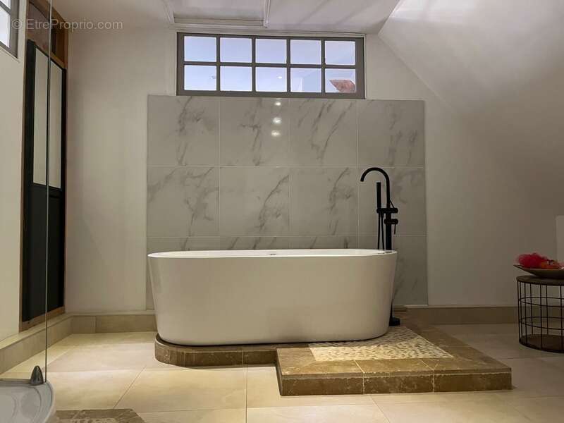 Maison à AUNAY-SUR-ODON