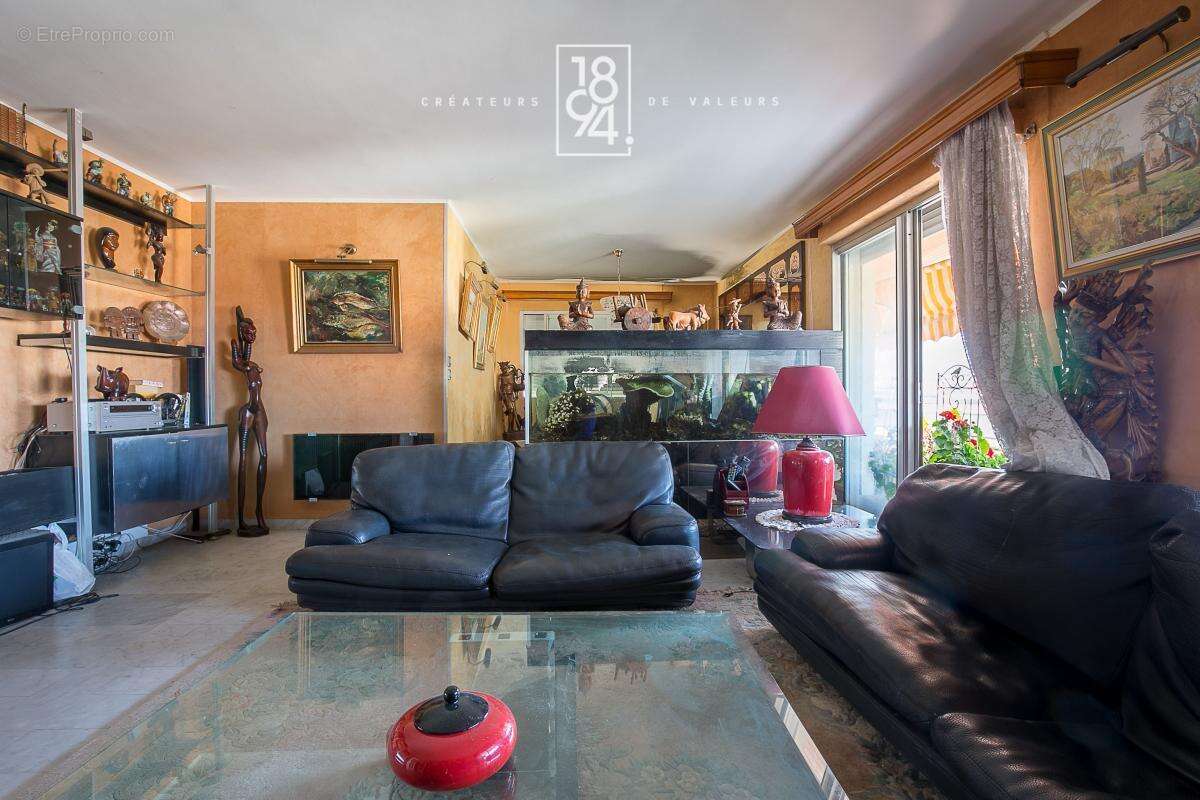 Appartement à MARSEILLE-8E