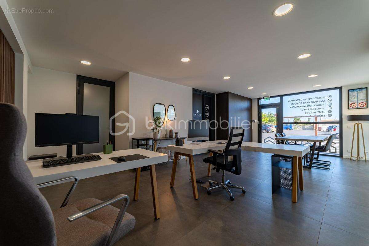 Commerce à FRONTIGNAN