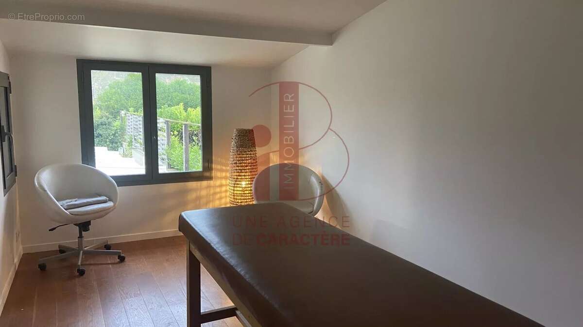 Appartement à FONTAINEBLEAU