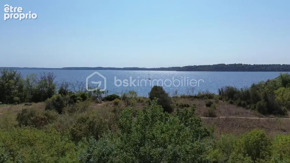 Magnifique Villa de 5 pièces , sur Saint-Chamas , au  bord de l'étang de Berre ,au calme - photo 6