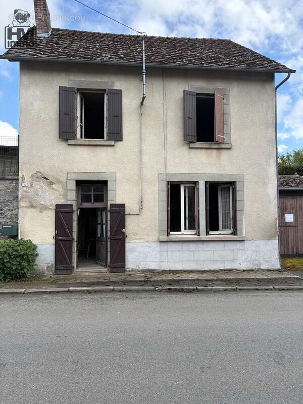 n°1 - Maison à LUBERSAC