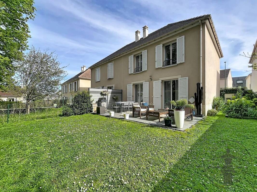 Maison à DOURDAN