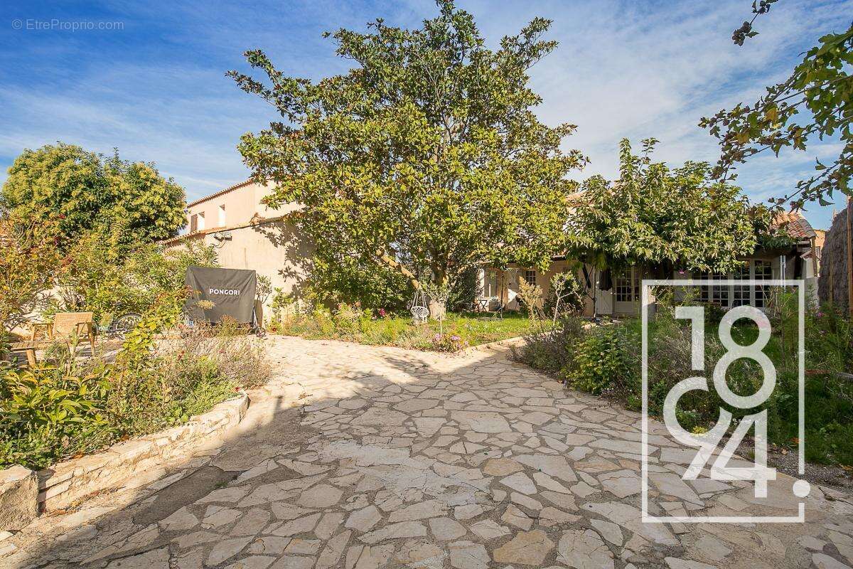 Maison à VENELLES