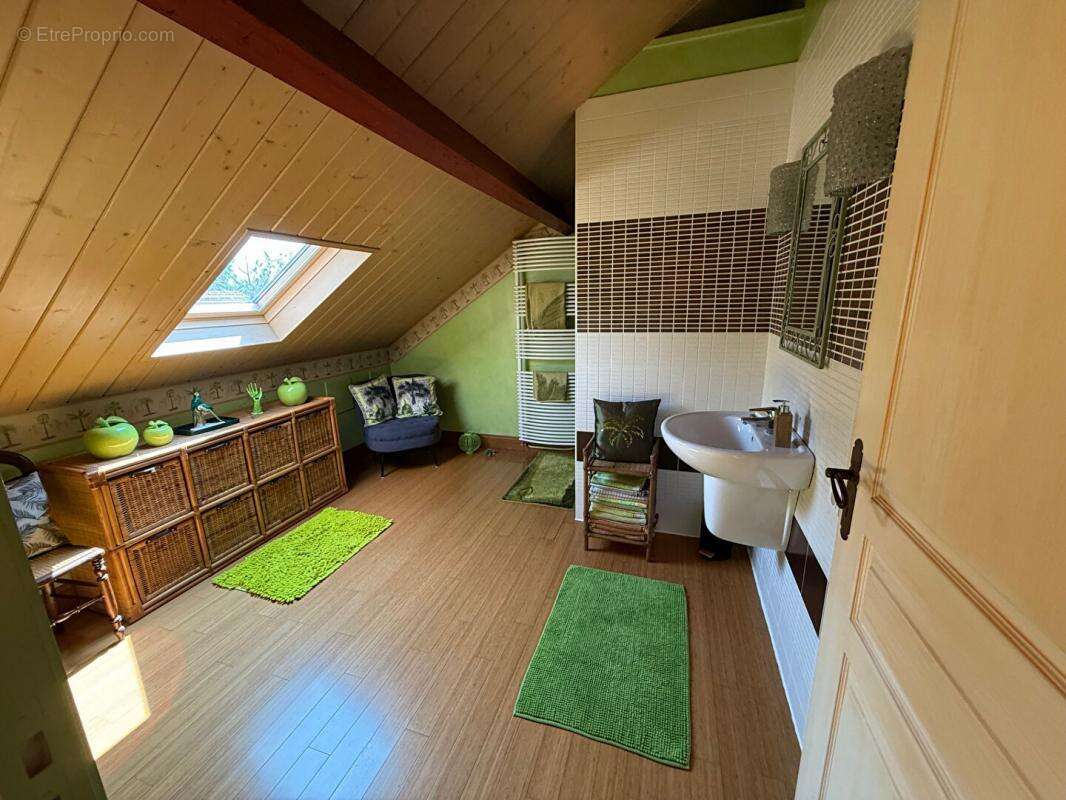 Maison à SAINT-MARCEL