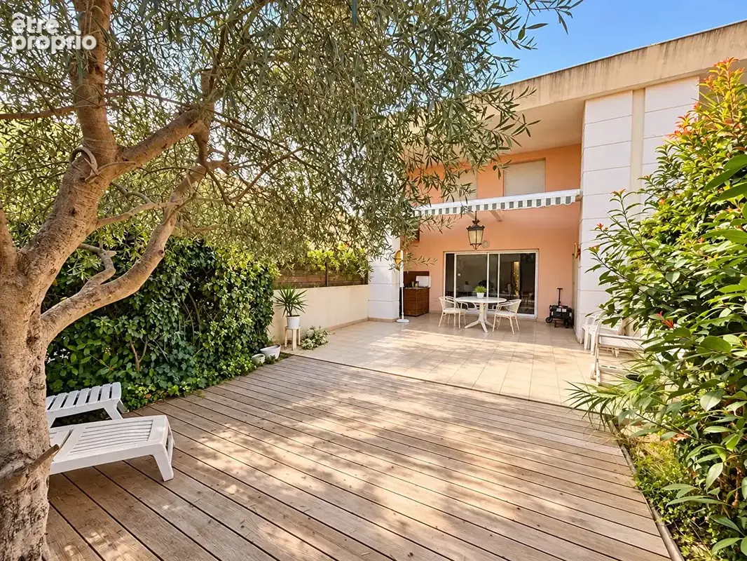 Appartement/Maison Fréjus 116m2 avec Garage, cave, jardin et parking libre - photo 2