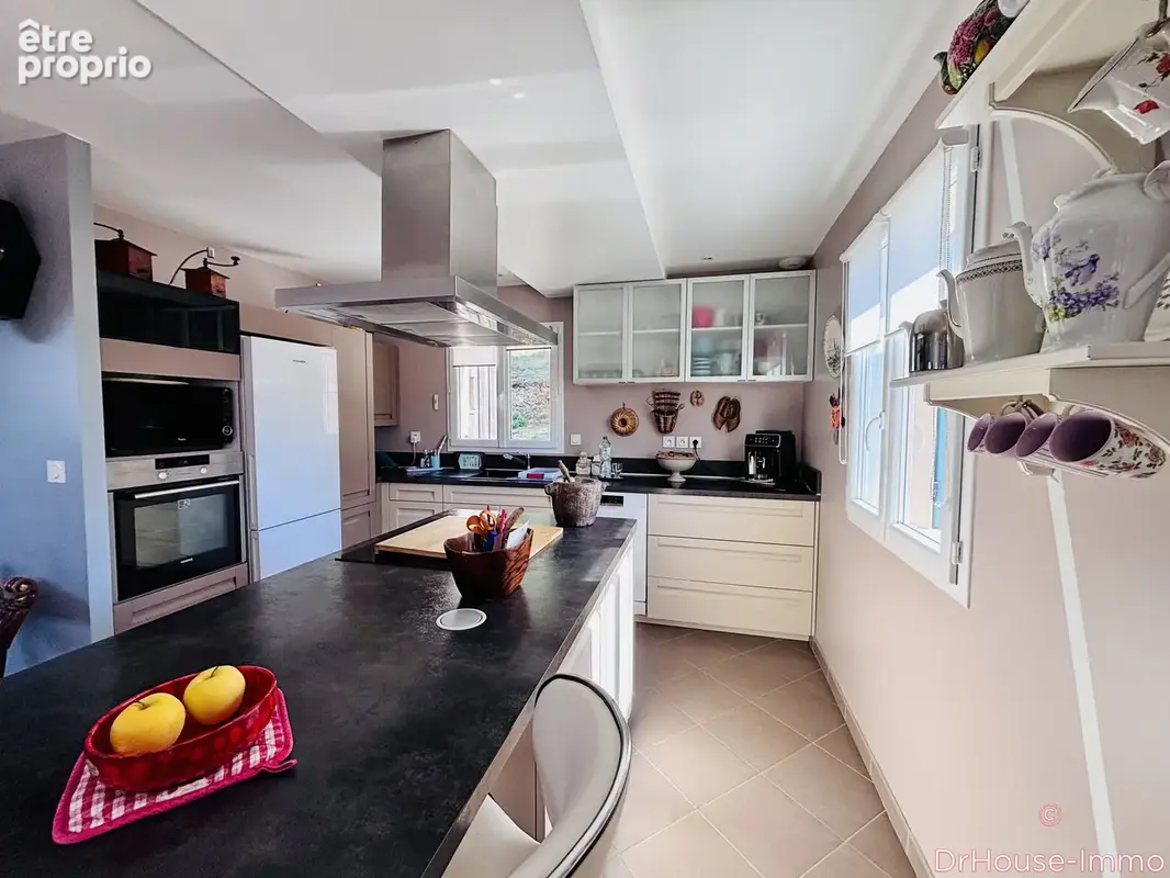 Maison 5 pièces 136 m² à vendre à Saint-Julien-De-Lampon (24370) - photo 5