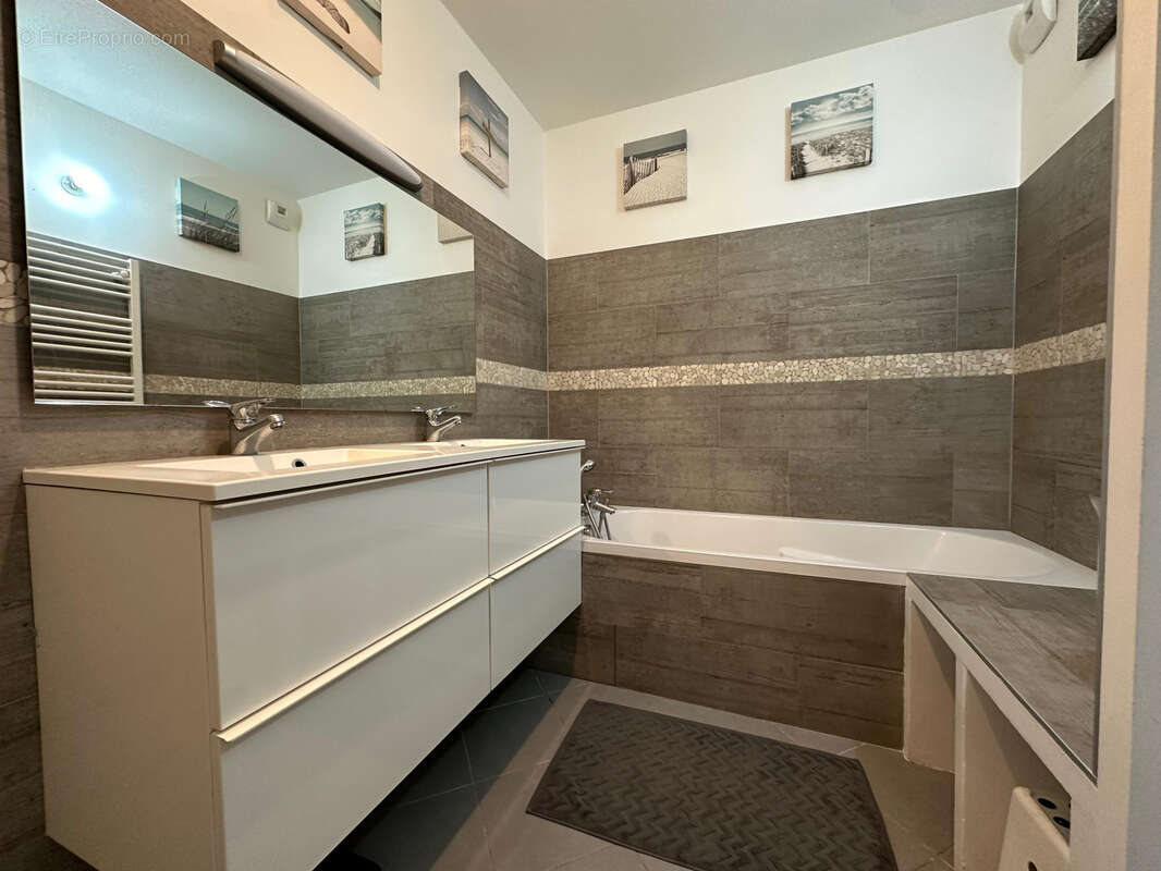 Appartement à MARSEILLE-13E