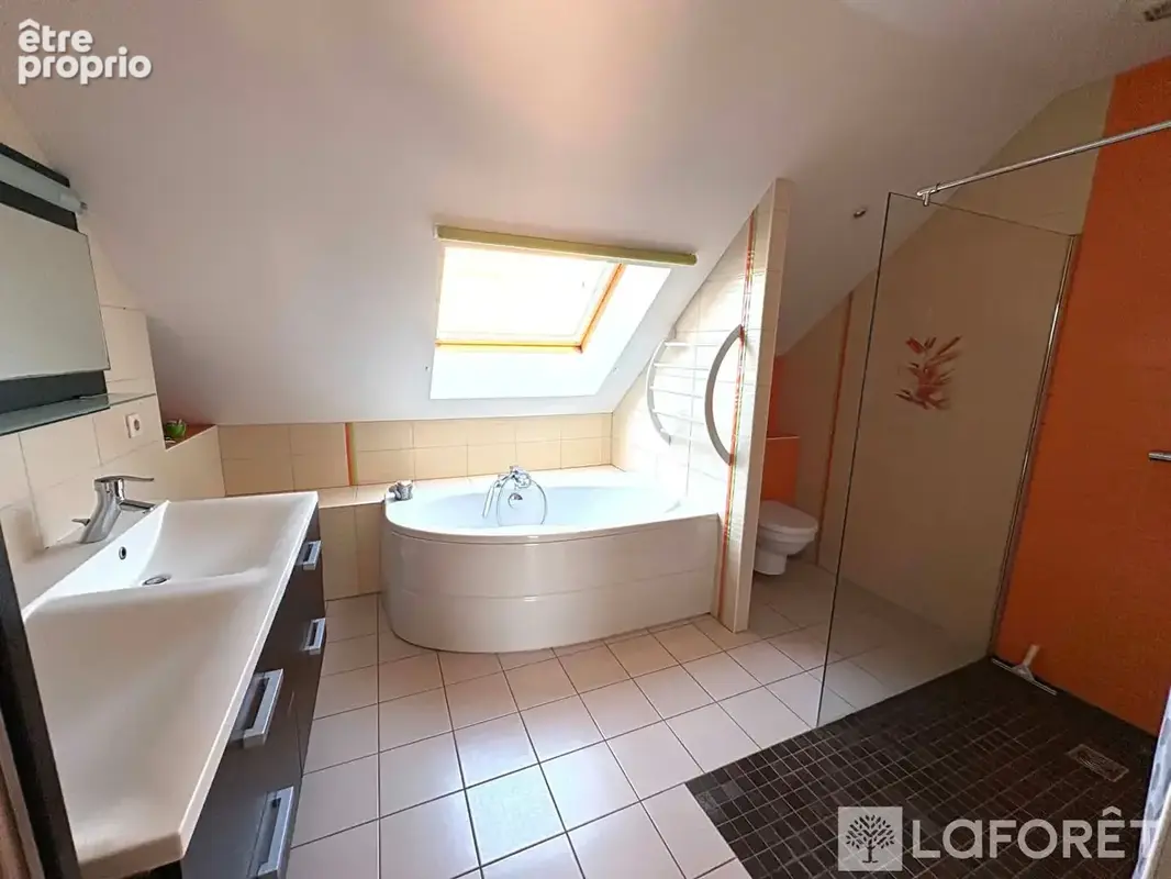 Maison Montbeliard 7 pièce(s) 154 m2 - photo 4