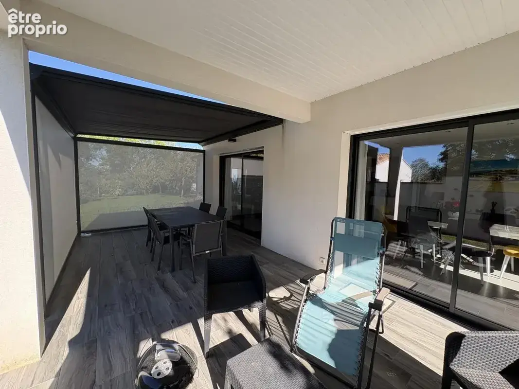 Maison 4 pièces 136 m² à vendre à Aiffres (79230) - photo 1