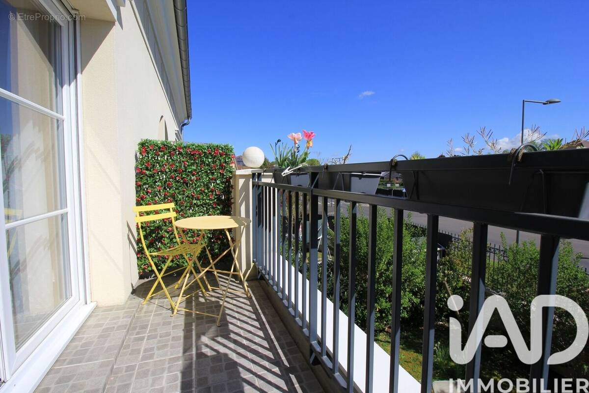 Photo 1 - Appartement à MONTEVRAIN