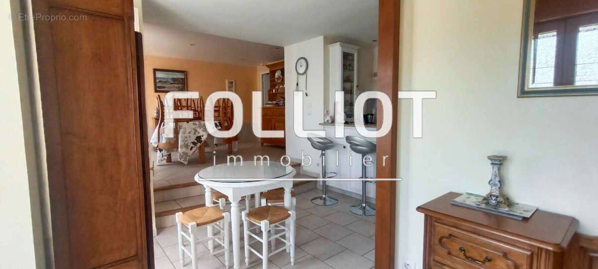 Maison à VILLEDIEU-LES-POELES