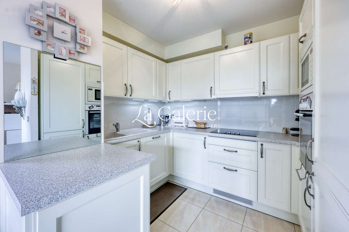 Appartement à HYERES