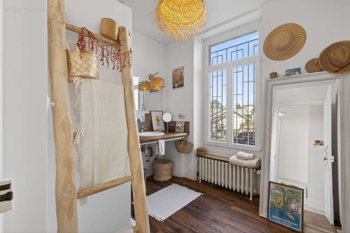 Maison à AIX-LES-BAINS