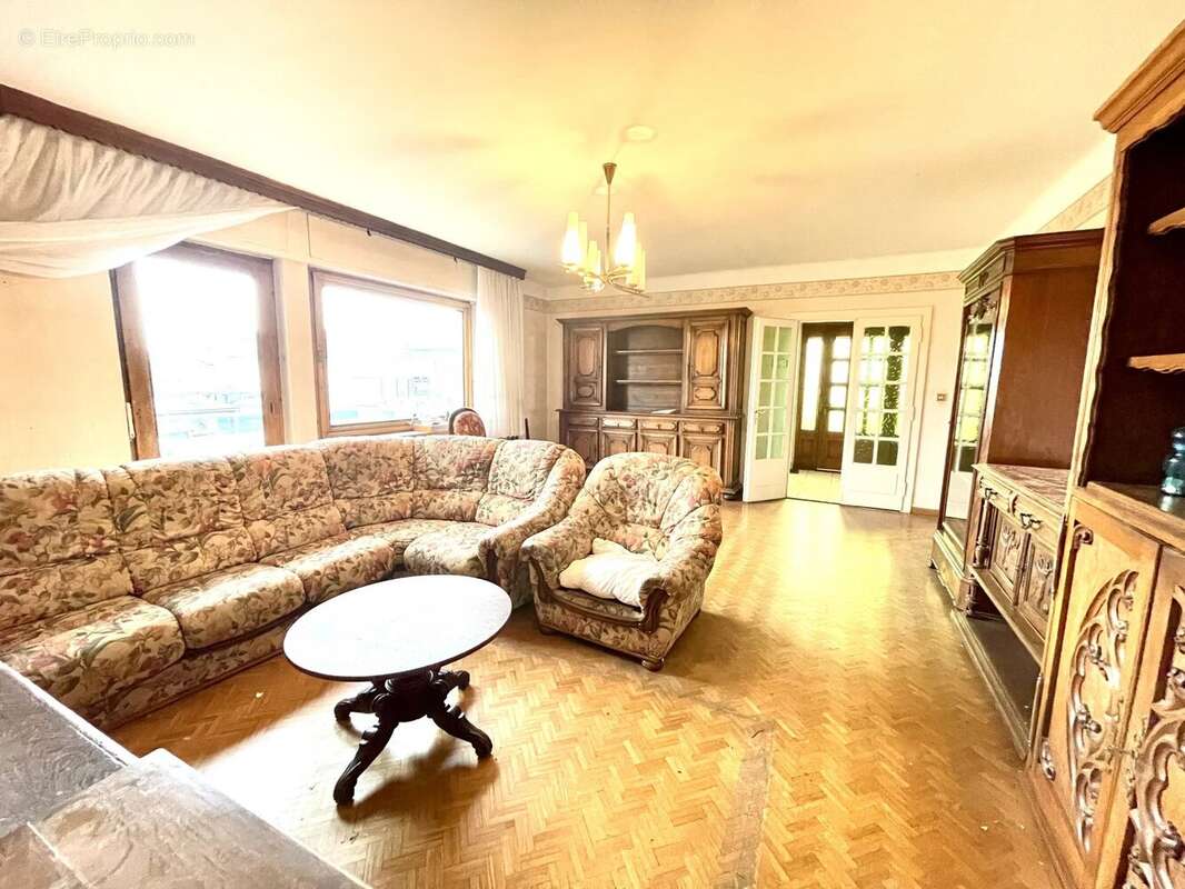 Maison à MONDELANGE