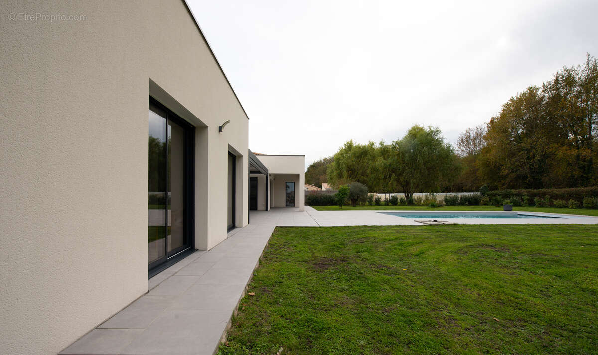 Maison à LESPARRE-MEDOC