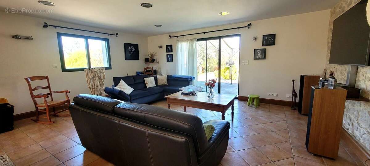 Maison à BONZAC