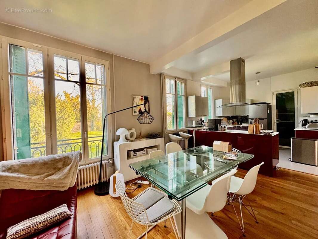 Maison à BOIS-COLOMBES