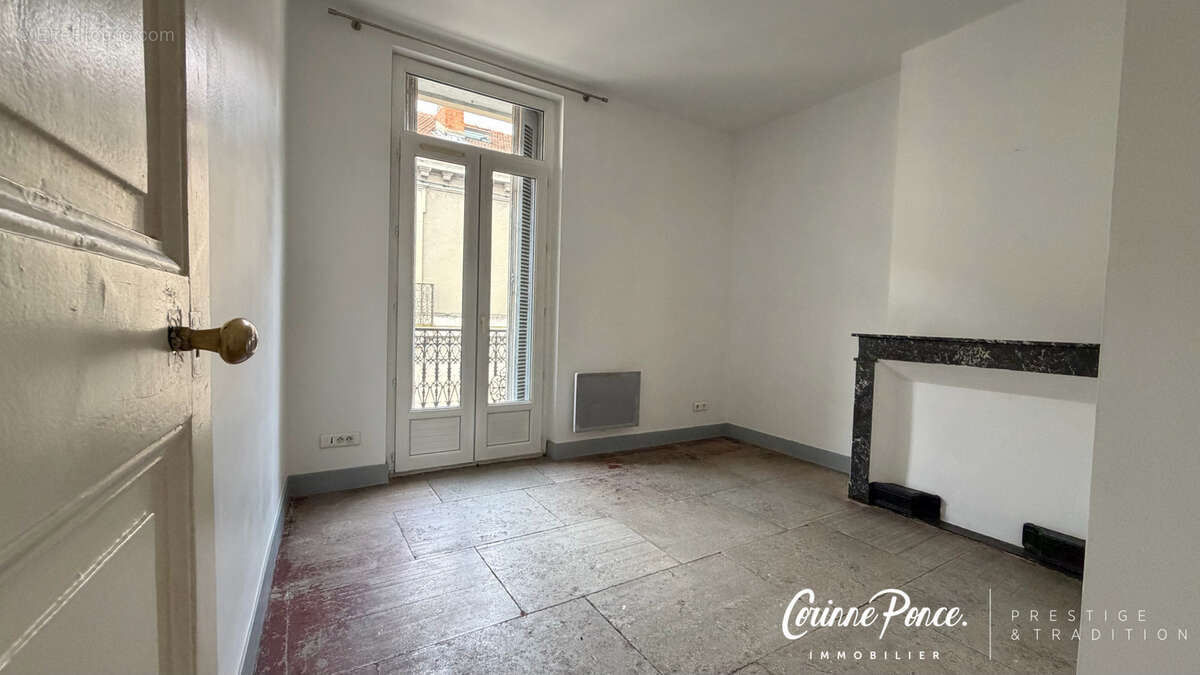 Nimes centre quartier carnot p3 62m2 avec cave et terrasse sans vis a vis propose par corinne ponce immobilier - photo 5
