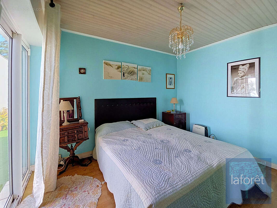 Maison Pessac 5 pièce(s) 127.5m2 - photo 8