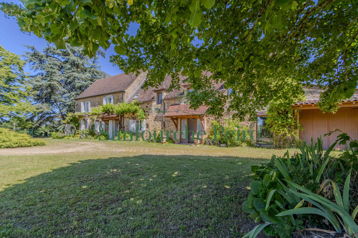 Maison à SARLAT-LA-CANEDA