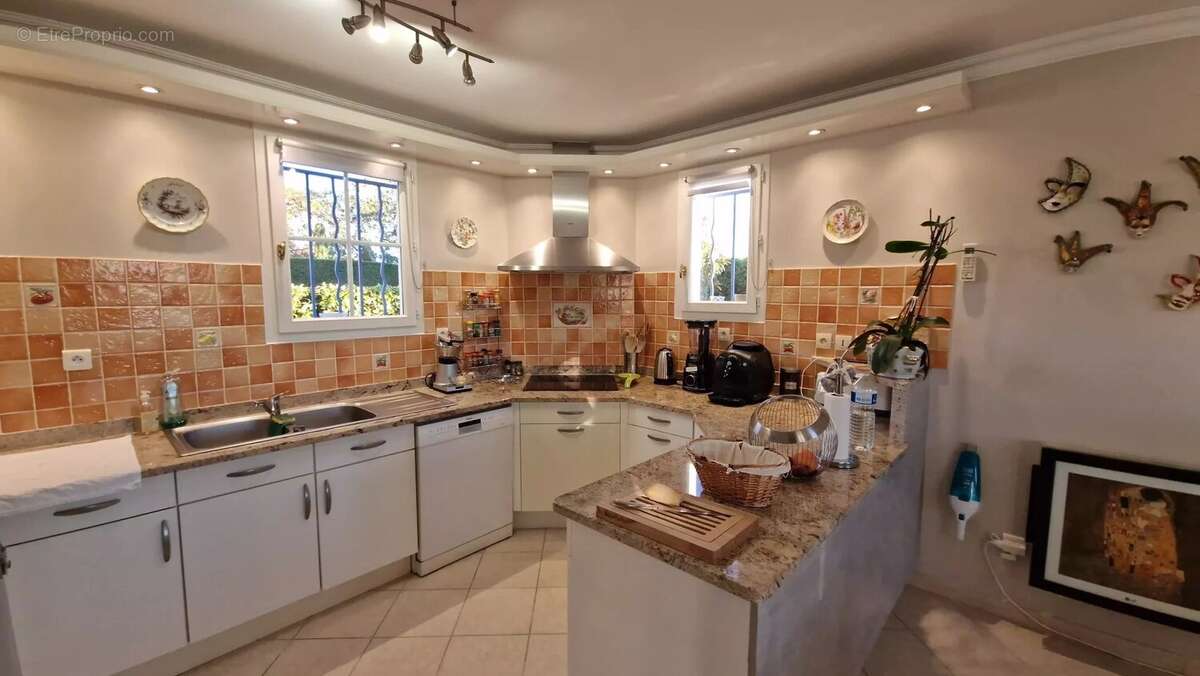 Maison à VILLENEUVE-LOUBET