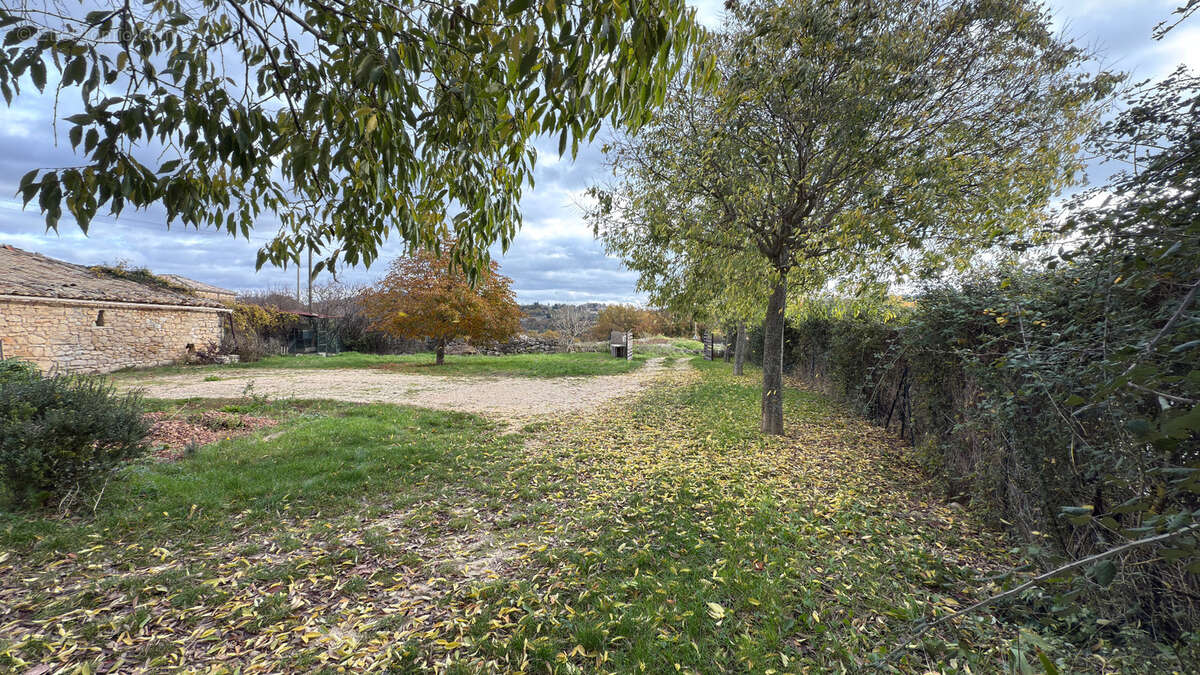 En exclusivité - Authentique bergerie Provençale du XIXème siècle à fort potentiel - photo 33