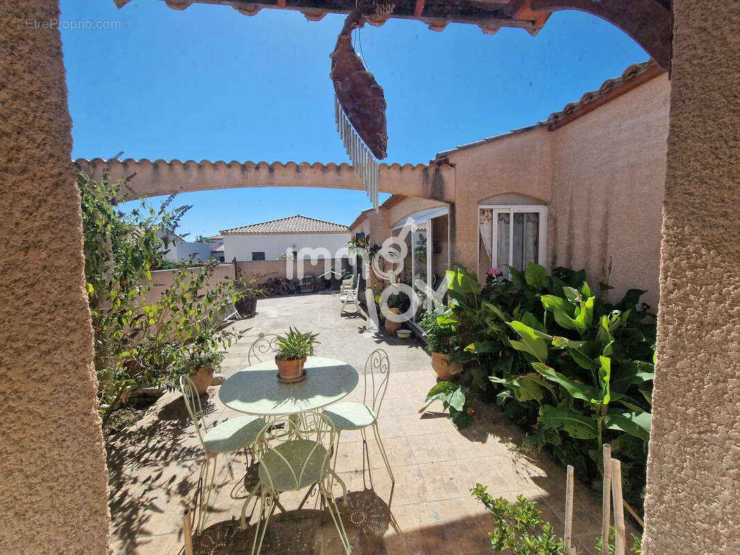 Maison à LEZIGNAN-CORBIERES