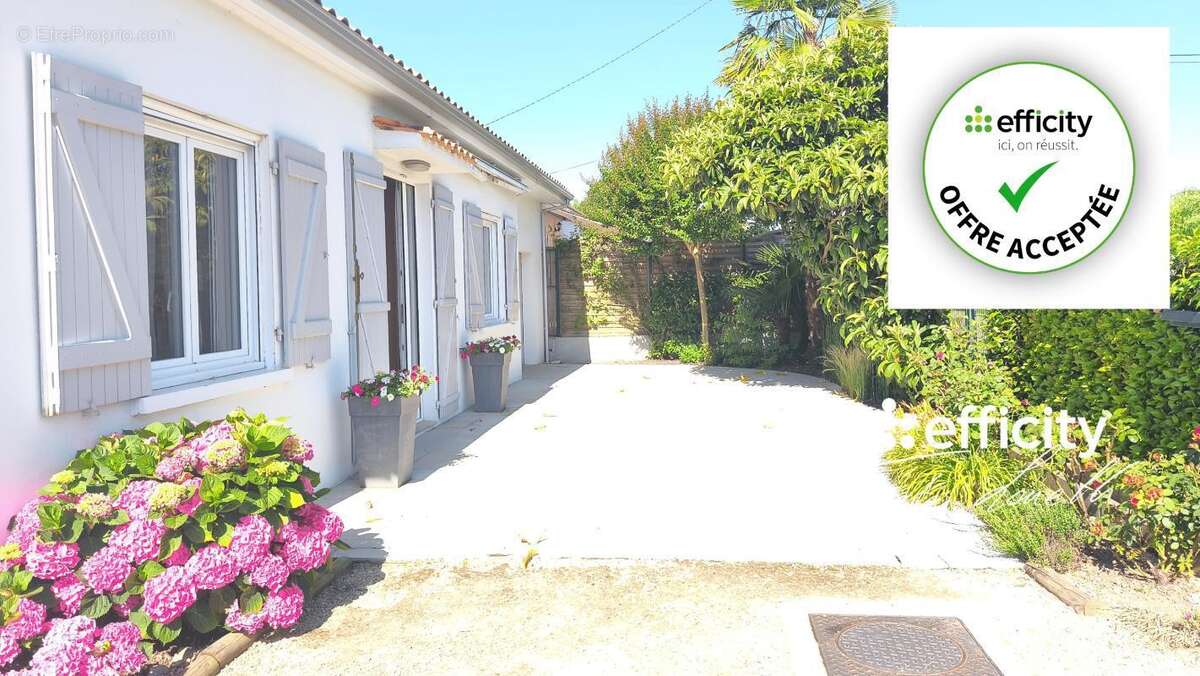 Maison à DAMVIX