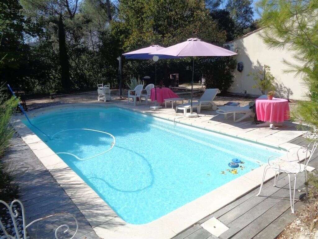 Maison à FLASSANS-SUR-ISSOLE