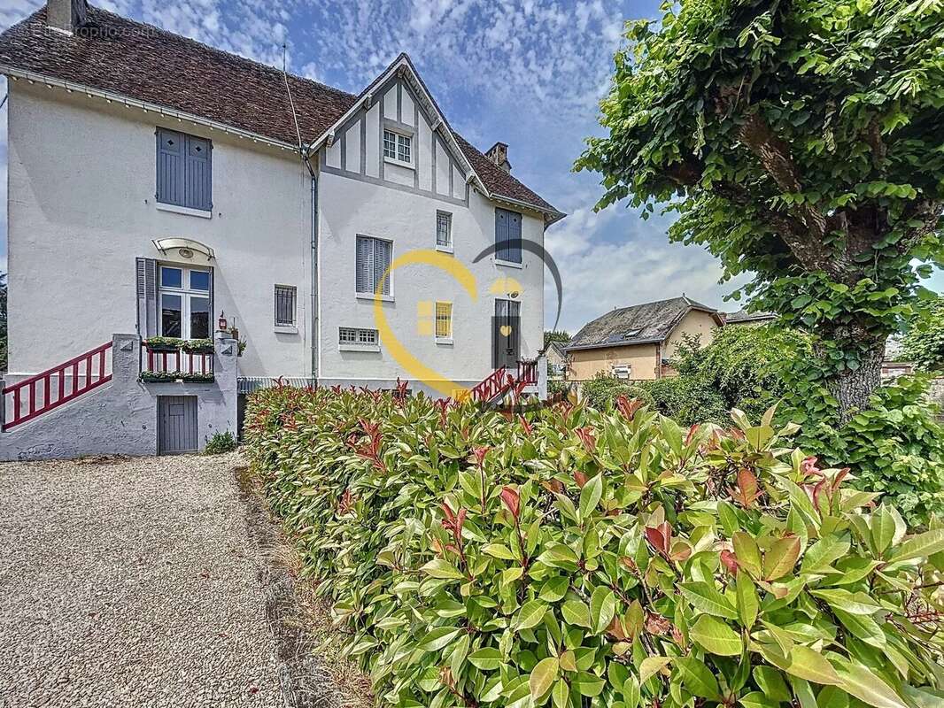 Maison à AUBIGNY-SUR-NERE