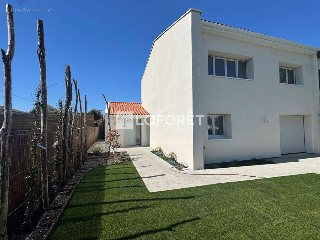 A vendre Maison Eysines 6pièce(s) 150 m² avec son annexe de 40 m² - photo 17