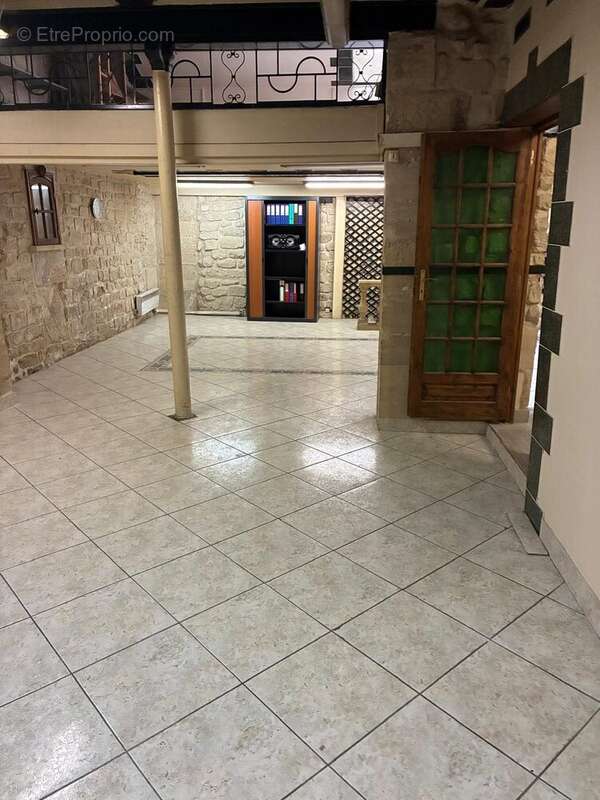 Commerce à PARIS-10E