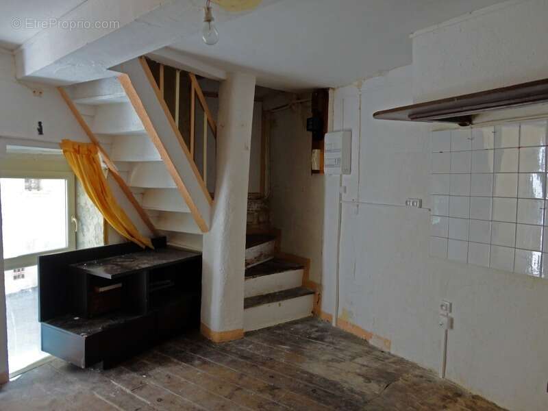 Dpt Pyrénées Orientales (66), à vendre ILLE SUR TET maison P3 de 43 m² à rénover - photo 8