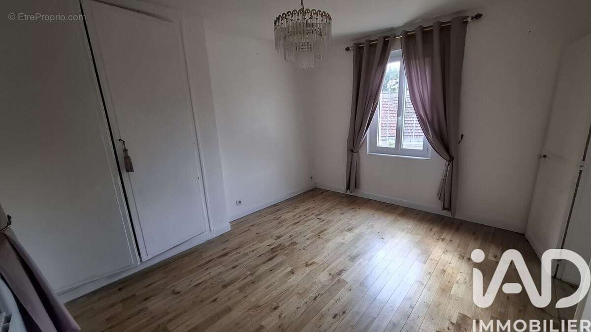 Photo 5 - Maison à CHATEAUNEUF-EN-THYMERAIS