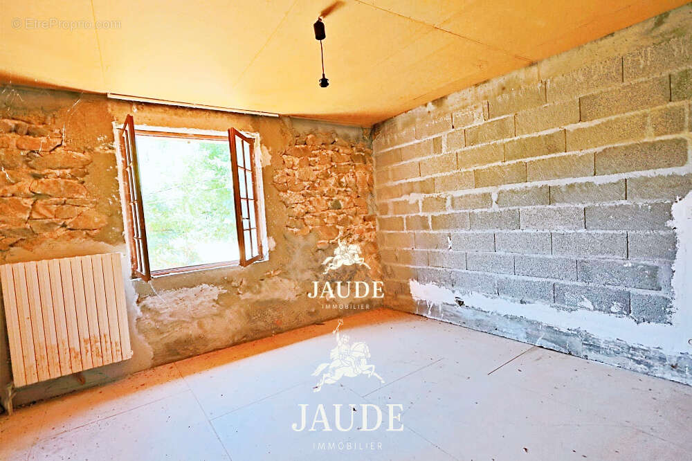 A vendre maison chateldon - photo 9