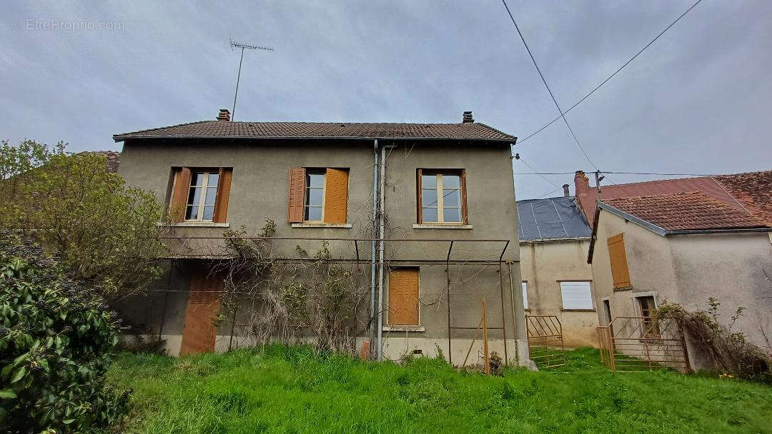 Maison bourg de Saint Civran 5 pièce(s) 95 m2 - photo 4