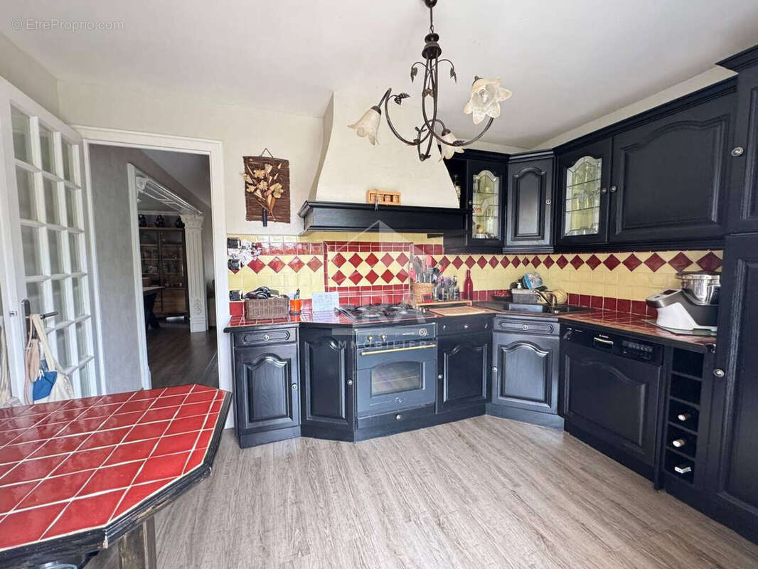 Maison à PONTAULT-COMBAULT