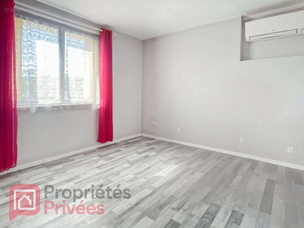 Maison Charmoy 6 pièces - photo 8