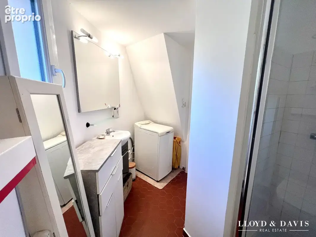 Appartement 1 pièce 25 m² à vendre à Saint-Paul-En-Foret (83440) - photo 8