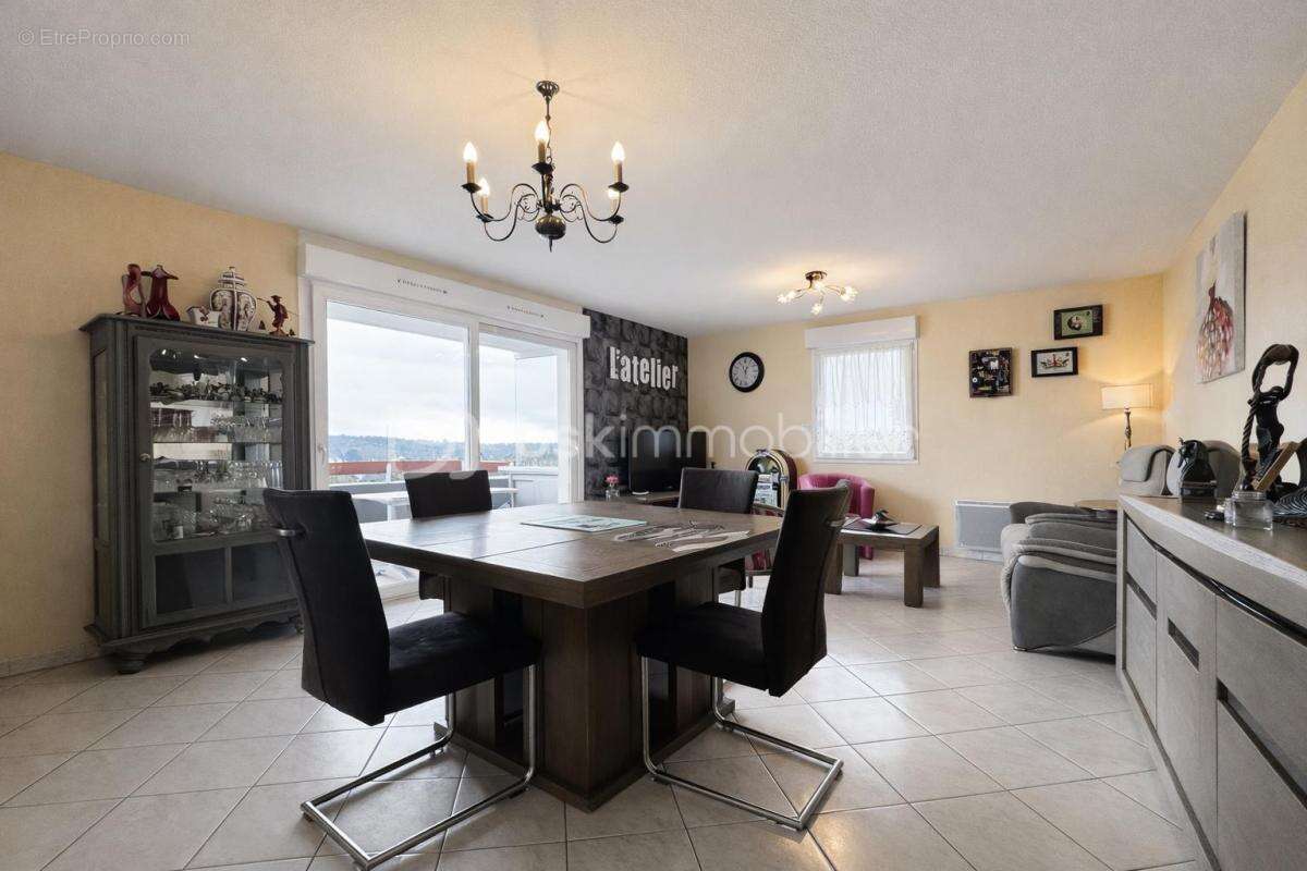 Appartement à LOCMINE