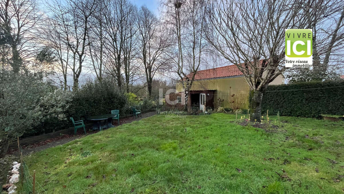 Maison à SAINT-JULIEN-DE-CONCELLES