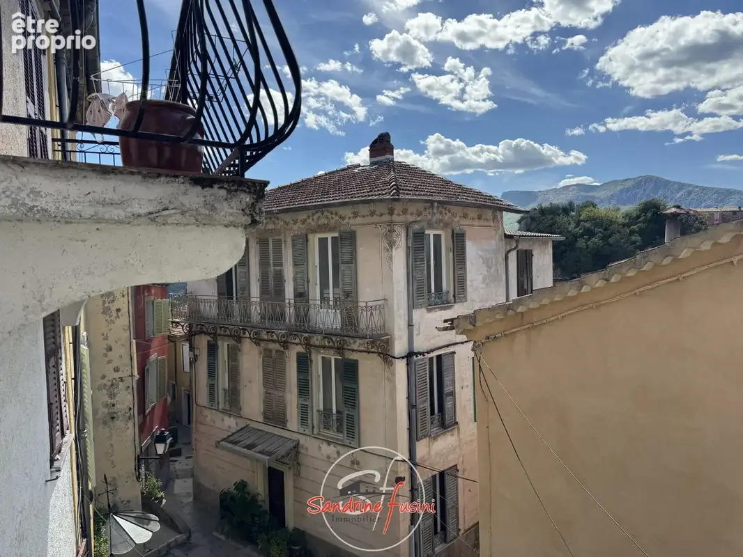 Appartement à GILETTE