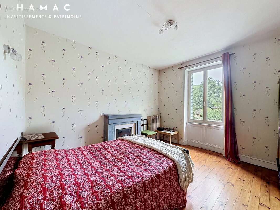 Maison à BEAUJEU