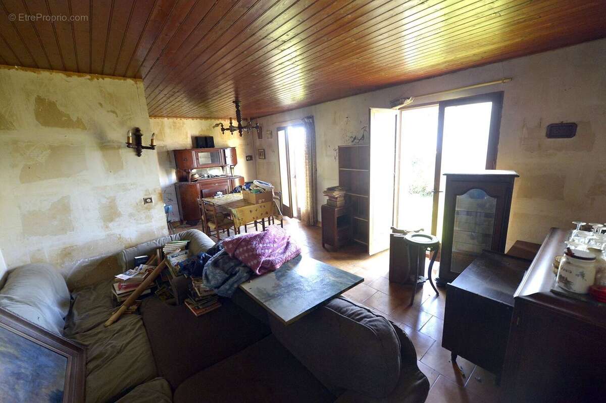 Maison 95 m² à Semussac  - photo 4
