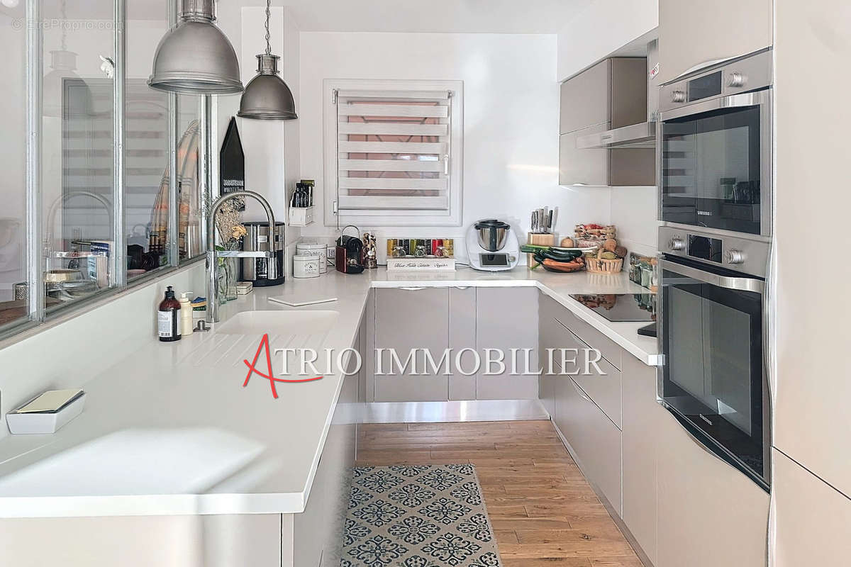 Maison à SAINT-LAURENT-DU-VAR