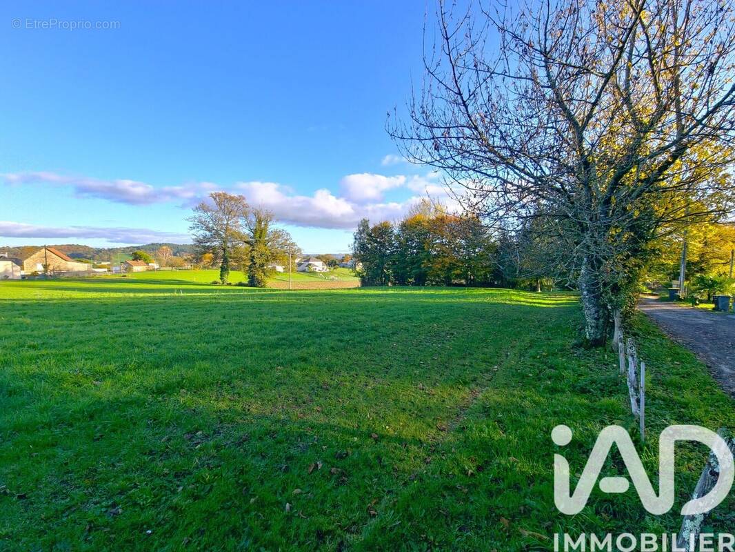 Photo 1 - Terrain à SAINTE-FEREOLE